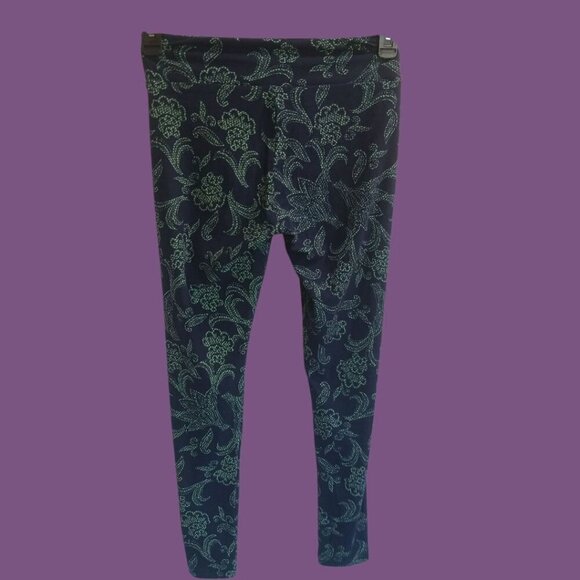 LuLaRoe One Size Leggings Floral & Paisley Patterns multicolor One Size Set of 2 - Picture 4 of 13